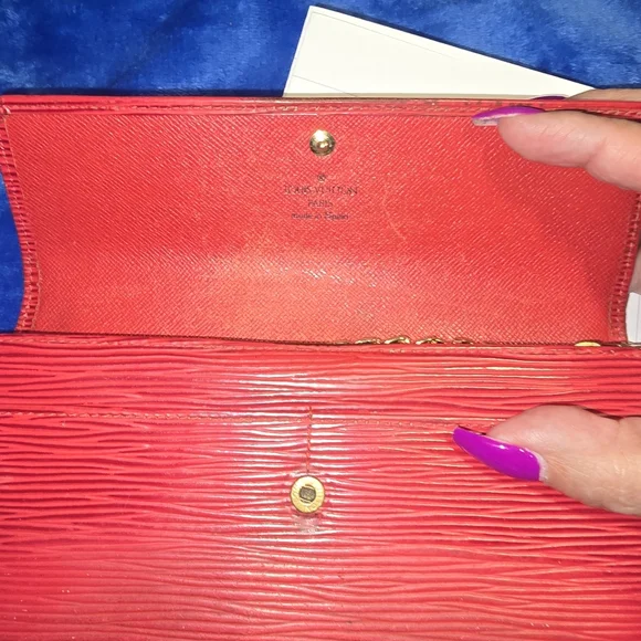 Louis Vuitton Red Epi Wallet With Chain Coa Lv - Picture 6 of 9